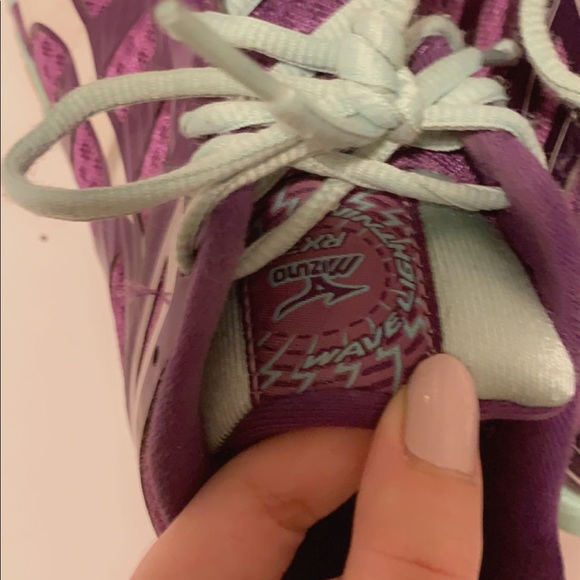 Mizuno Volleyball/Court shoes💜 - Picture 6 of 9